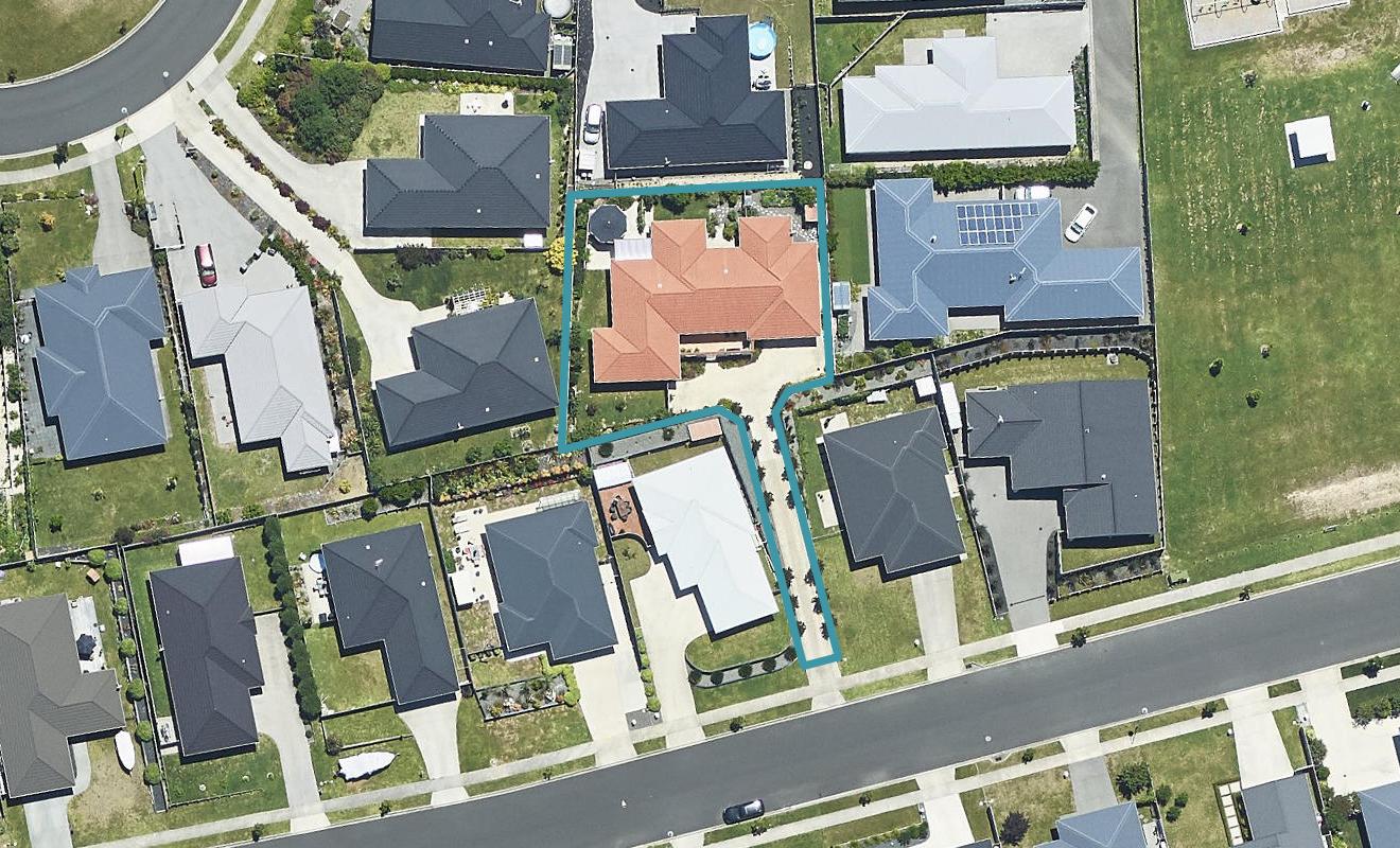 139 Ballintoy Park Drive, Welcome Bay, Tauranga - Carousel 1