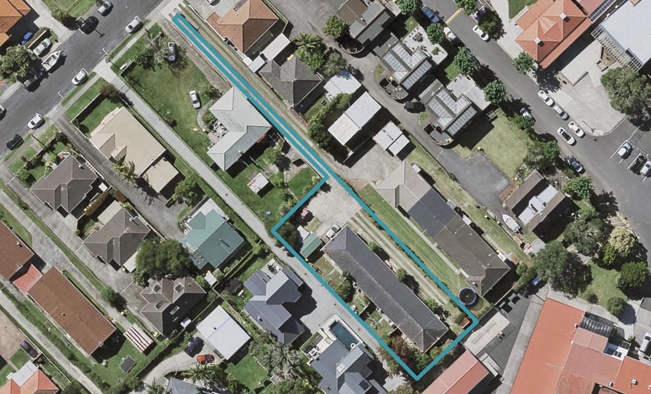 1/48 Dominion Street, Takapuna, Auckland - Carousel 1