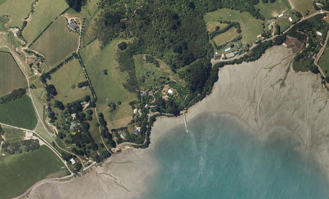 5714 Kenepuru Road, Picton - Carousel 1