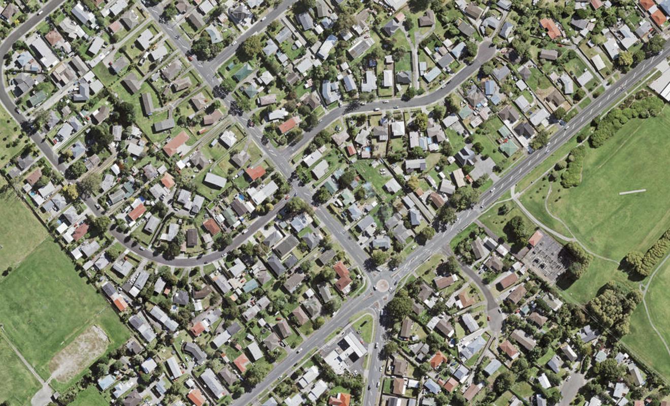 5 Border Road, Henderson, Auckland - Carousel 1