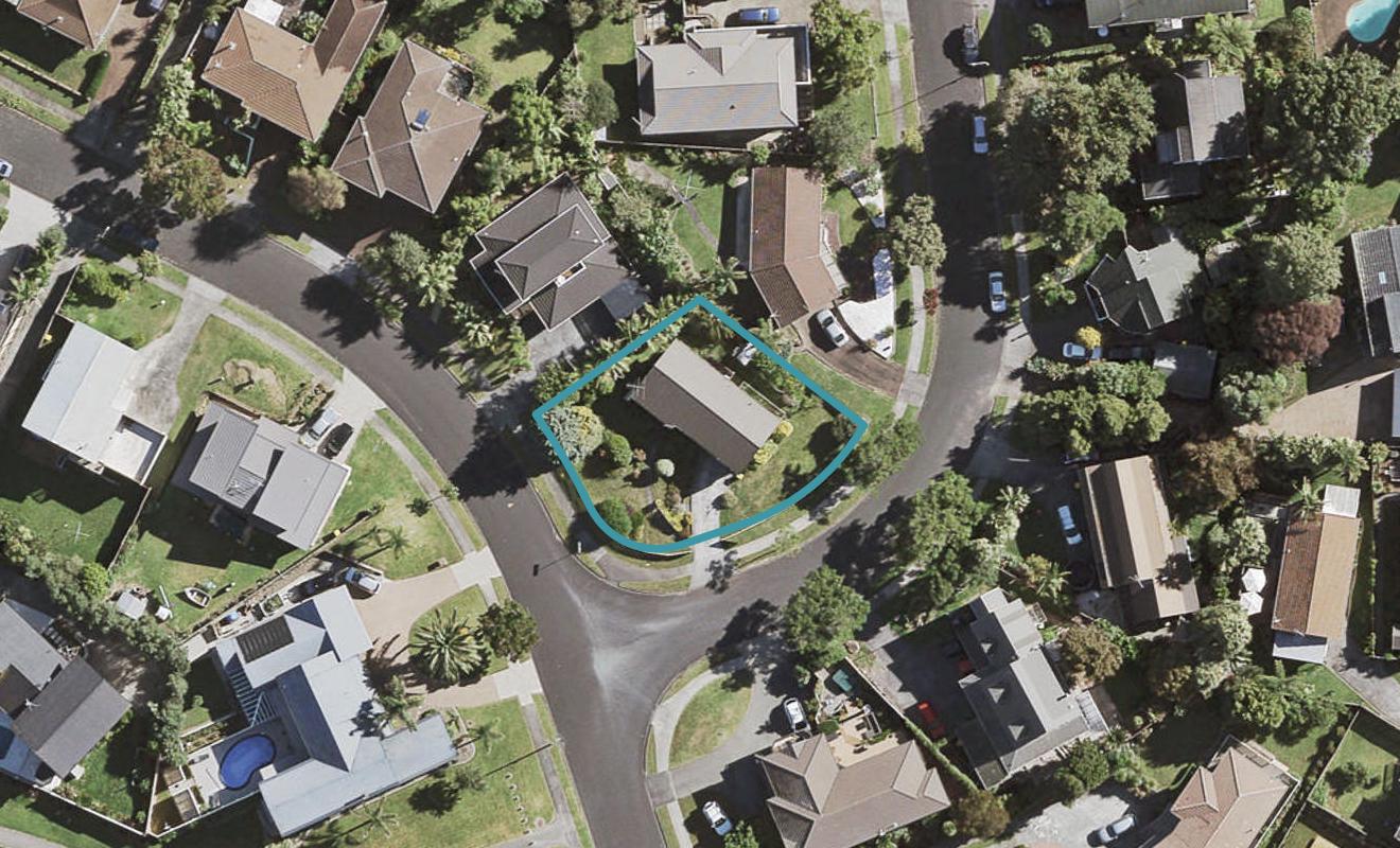 36 St Annes Crescent, Wattle Downs, Auckland - Carousel 1