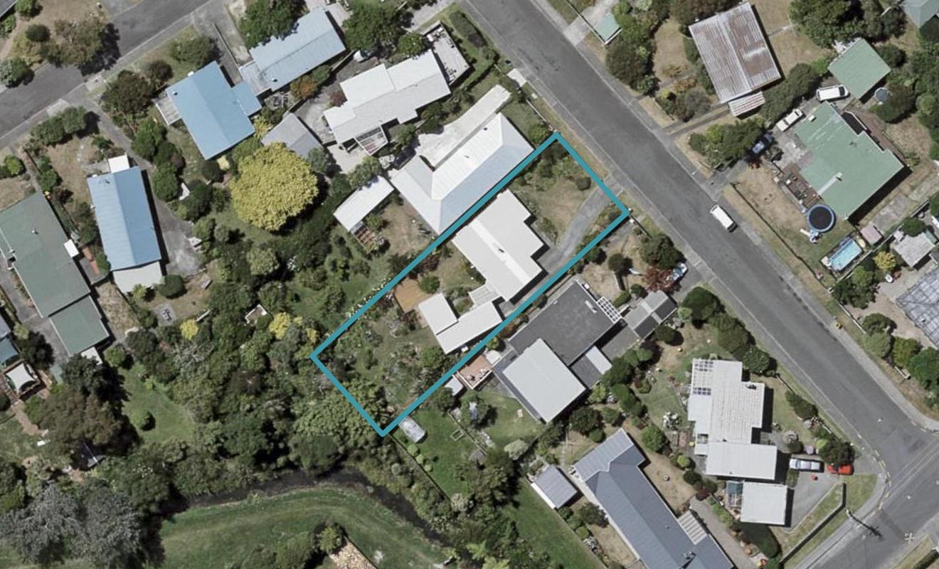 5 Callender Terrace, Paraparaumu Beach, Paraparaumu - Carousel 1