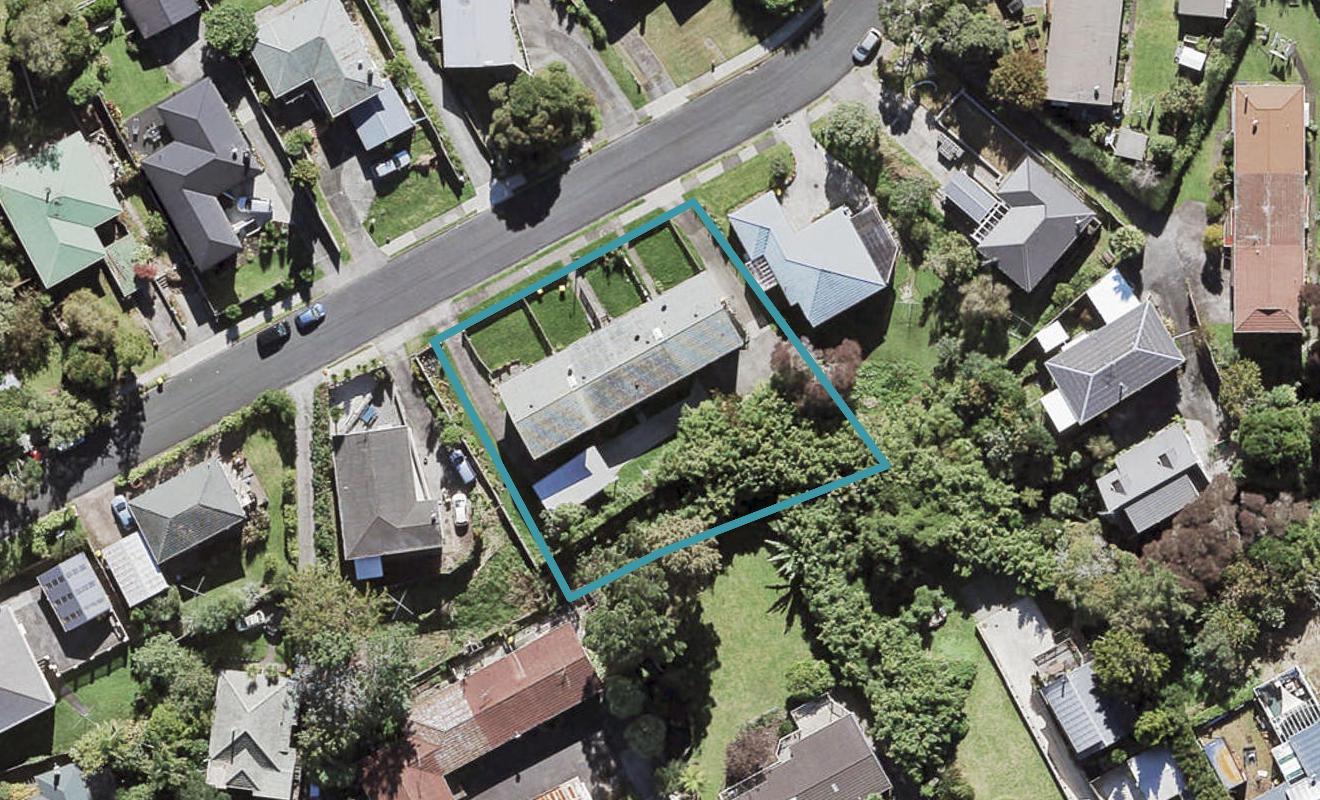 1/5 Trojan Crescent, New Lynn, Auckland - Carousel 1