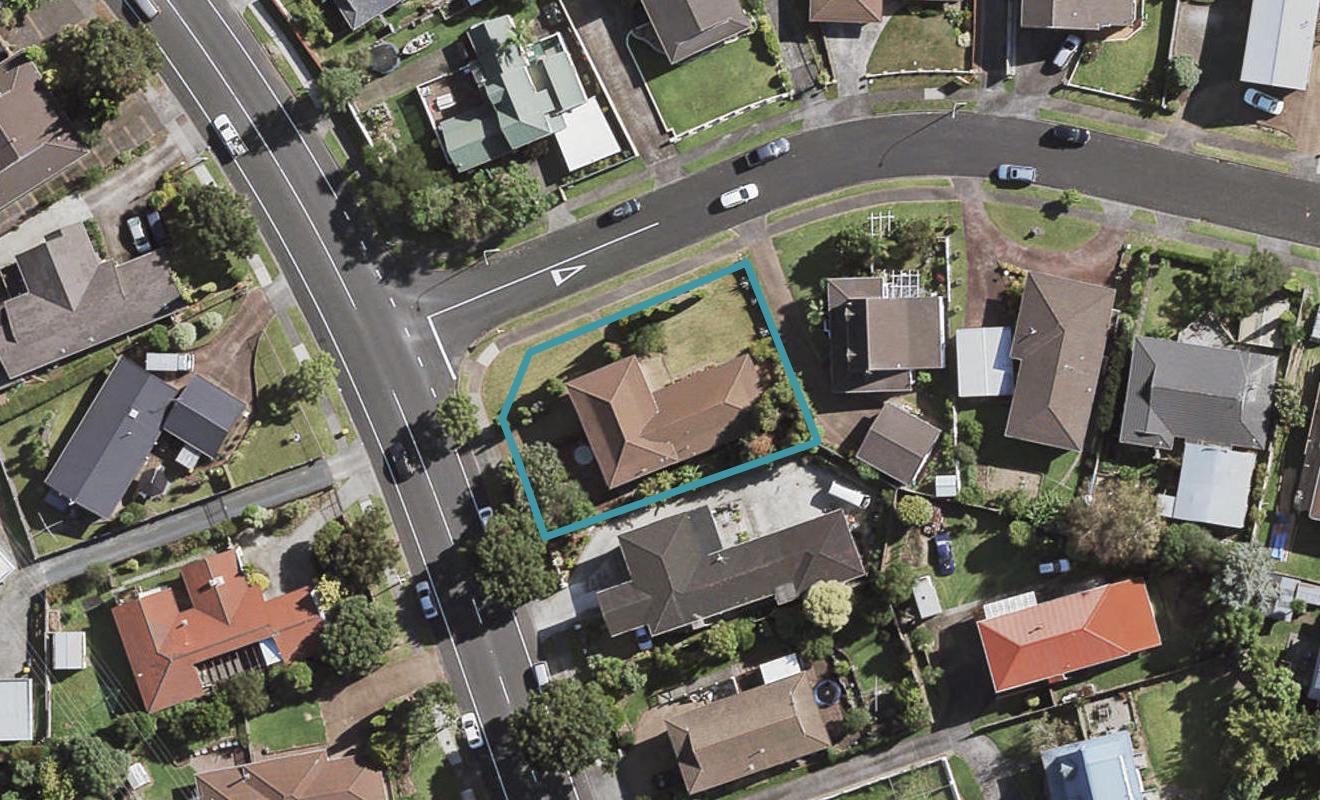 140 Everglade Drive, Totara Heights, Auckland - Carousel 1