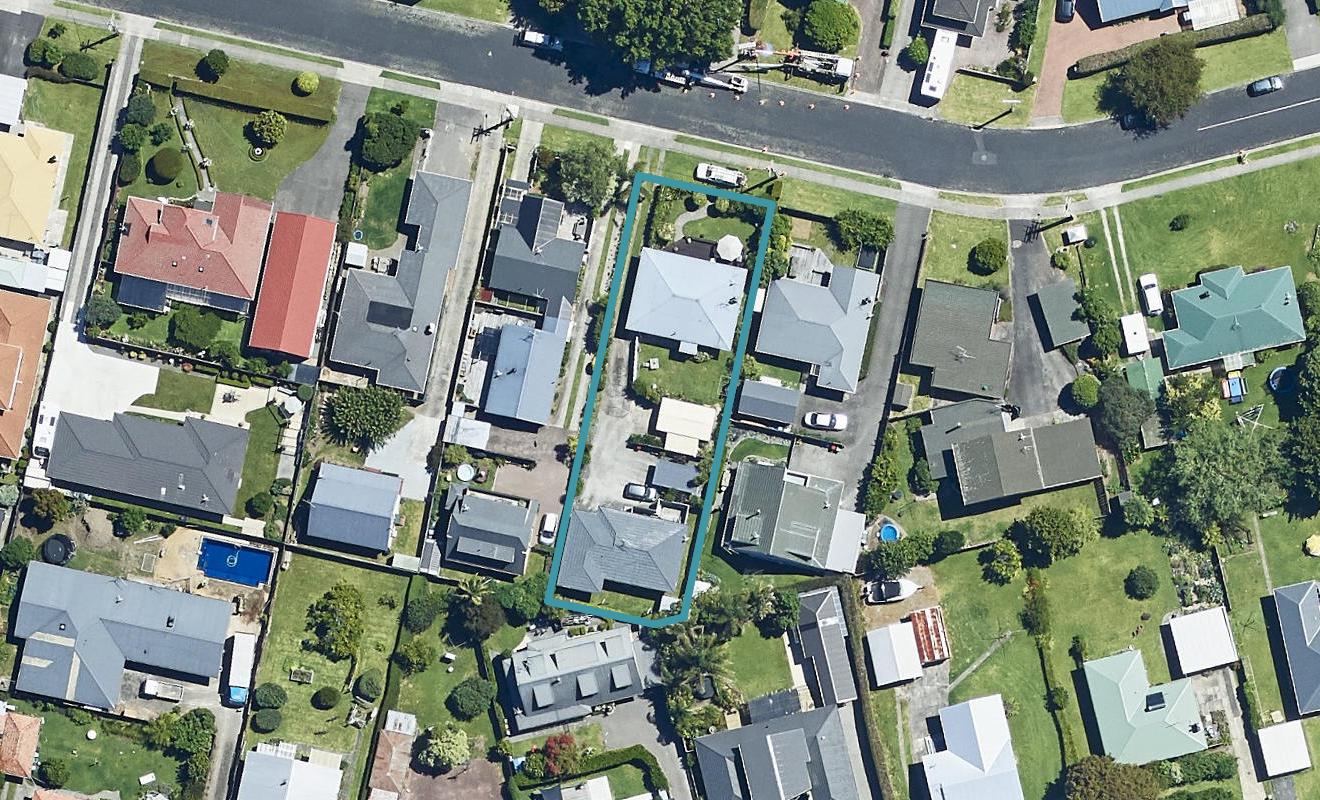 16 Brinkley Road, Otumoetai, Tauranga - Carousel 1