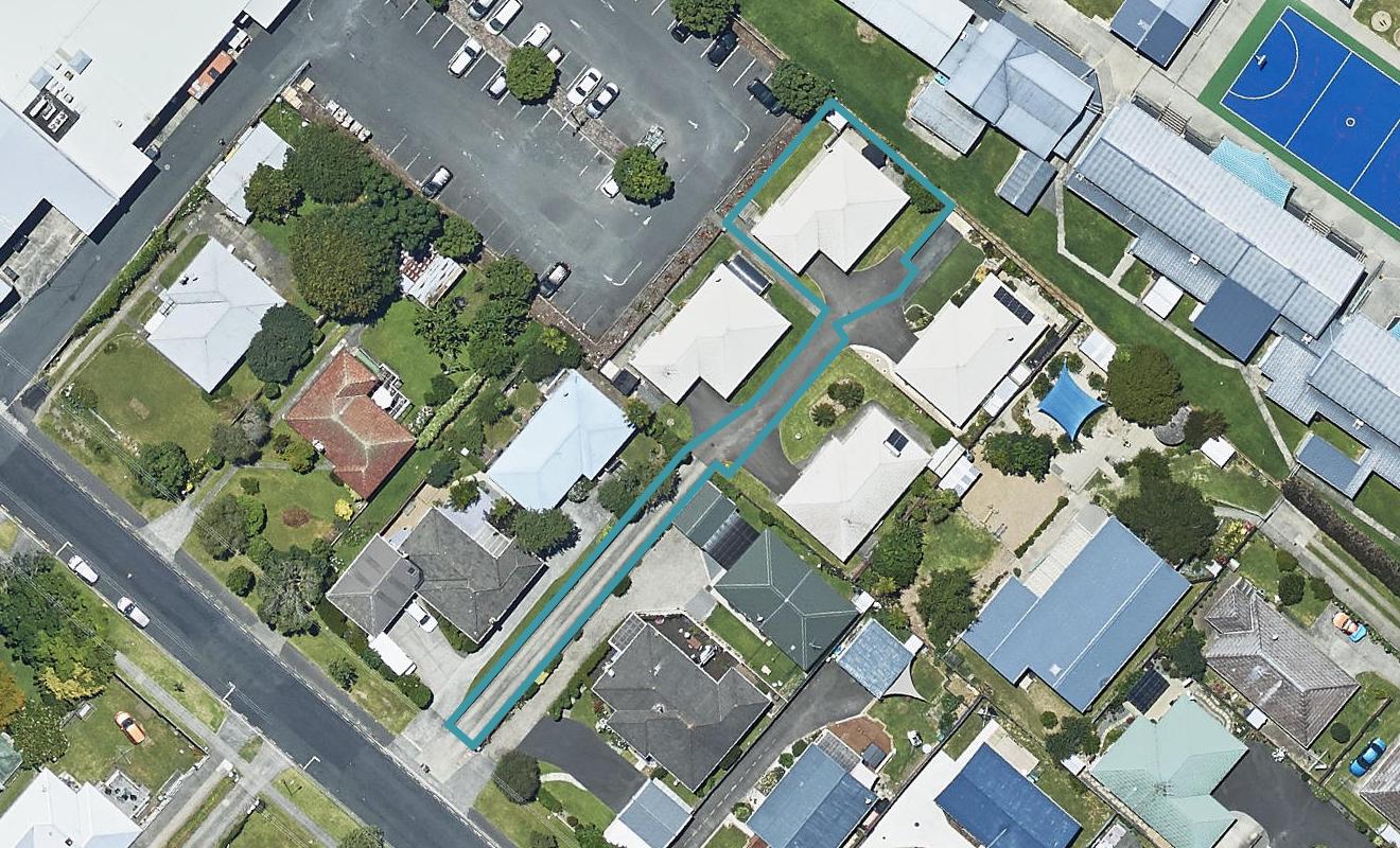 15B Pooles Road, Greerton, Tauranga - Carousel 1