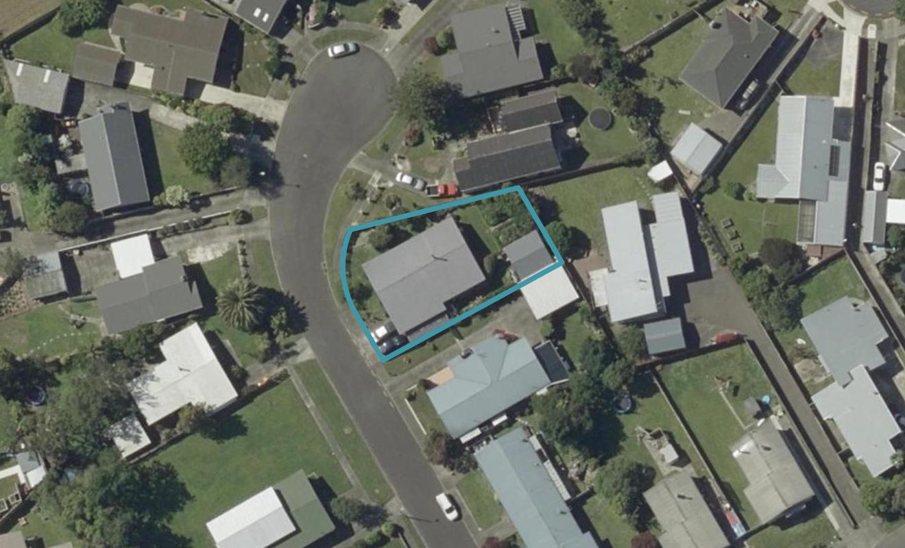 12 Panako Place, Awapuni, Palmerston North - Carousel 1