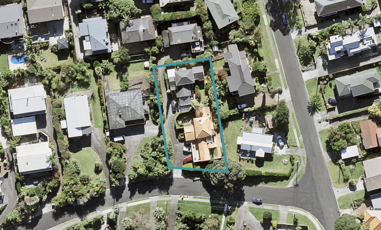 2/36 Orchard Road, Waiake, Auckland - Carousel 1