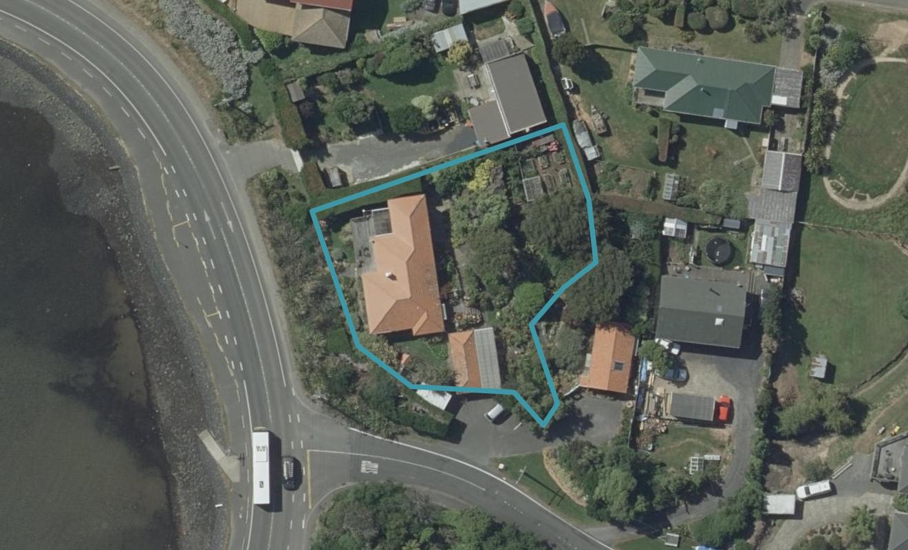 1 Castlewood Road, Company Bay, Dunedin - Carousel 1