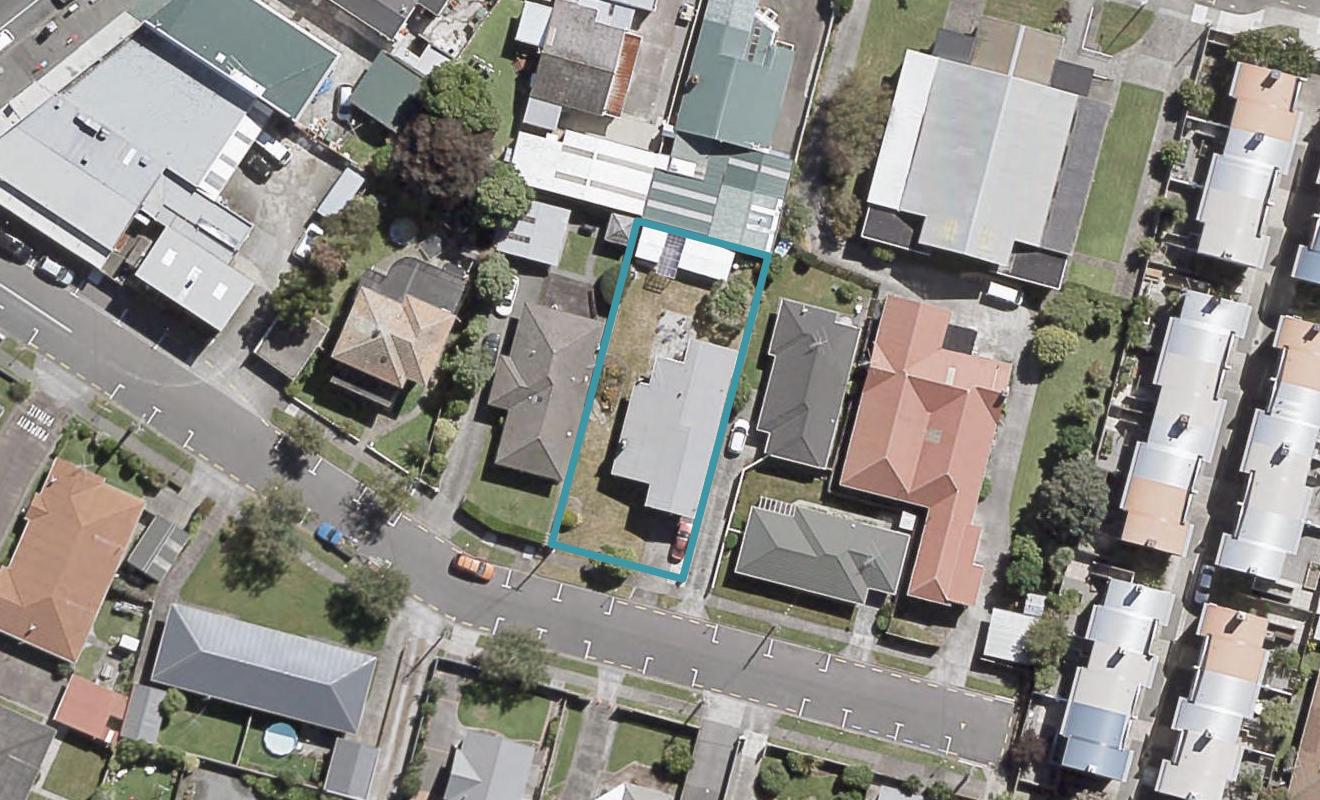 11 Derwent Lee Grove, Epuni, Lower Hutt - Carousel 1