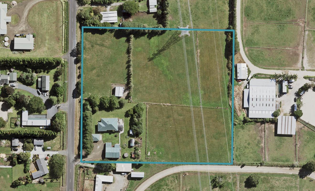 99 Boord Crescent, Kumeu - Carousel 1