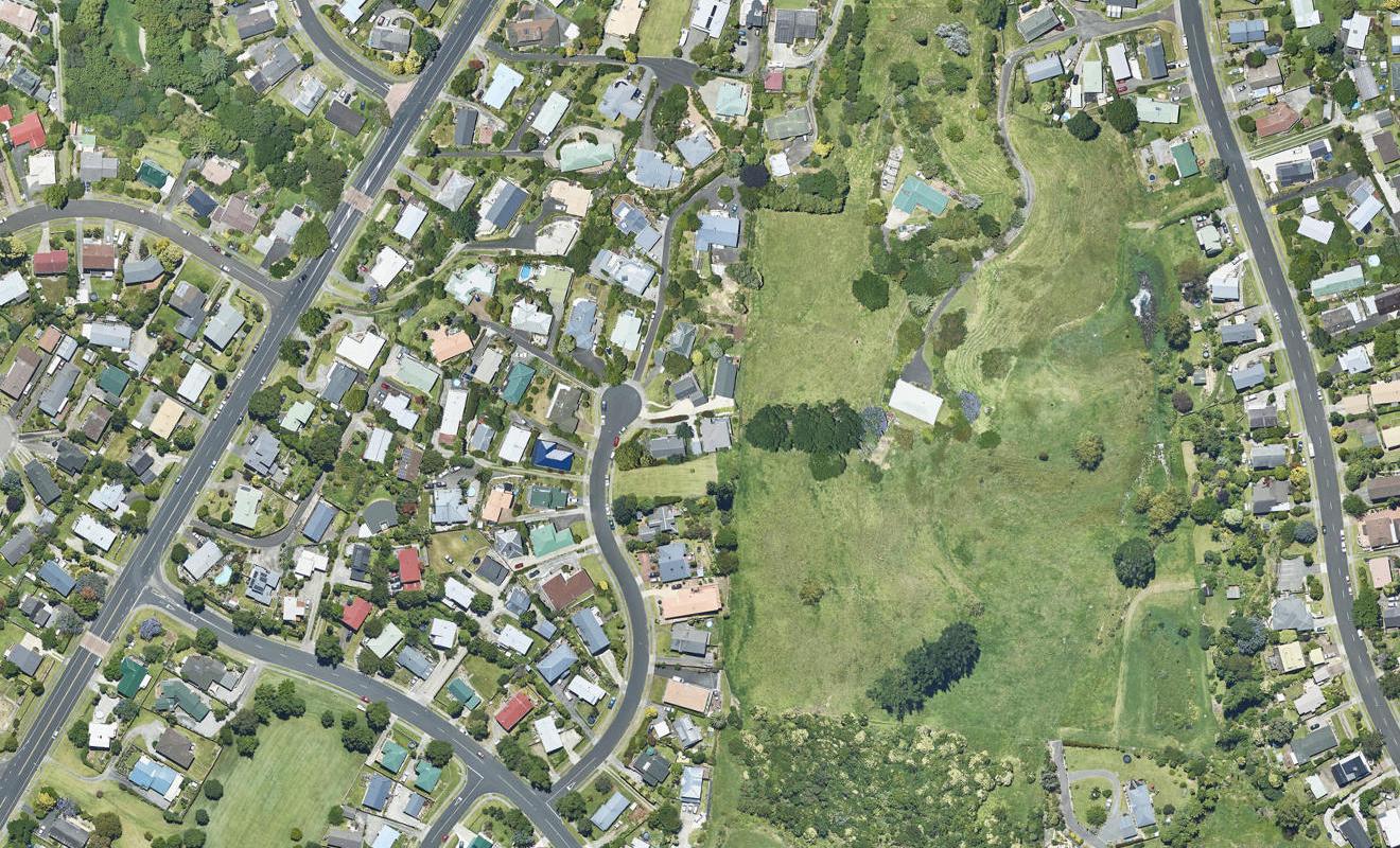26B Philomel Crest, Welcome Bay, Tauranga - Carousel 1