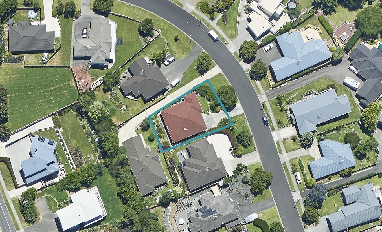 16 Waipuna Grove, Welcome Bay, Tauranga - Carousel 1