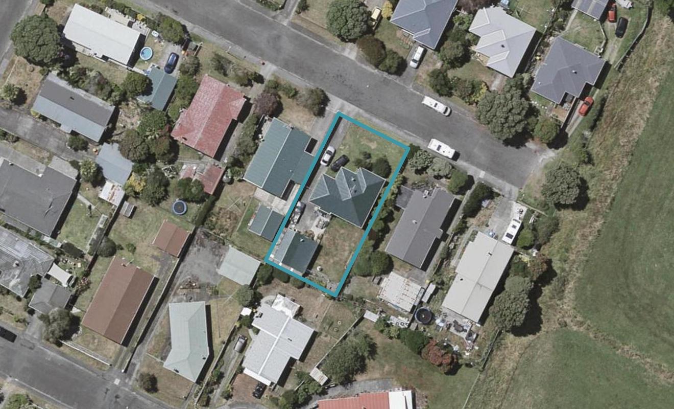 5 Yates Street, Otaki Beach, Otaki - Carousel 1