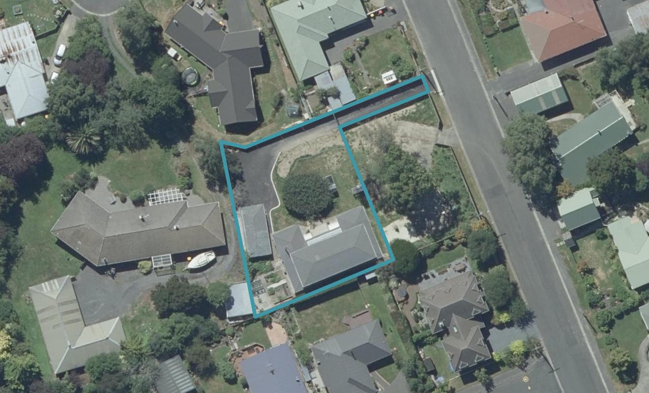 15 Elizabeth Avenue, East Taieri, Mosgiel - Carousel 1