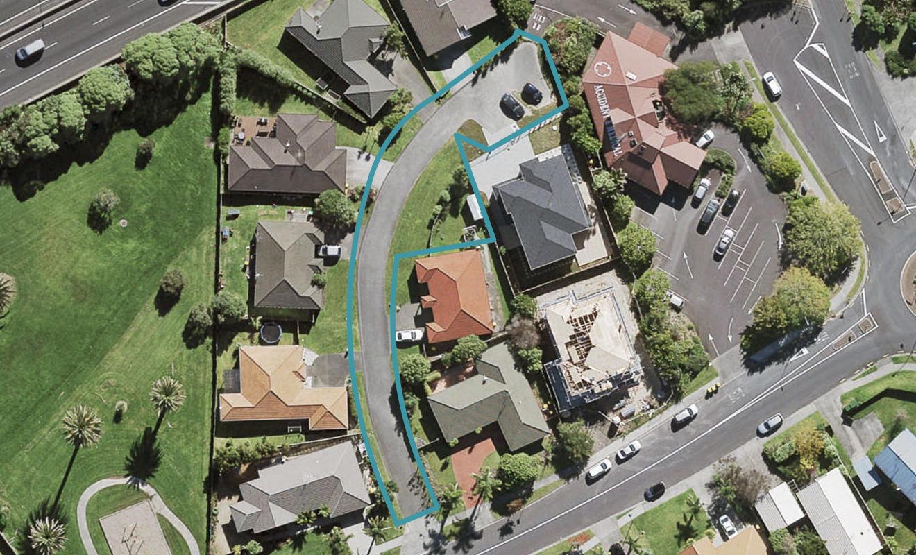 102A Bluebird Crescent, Unsworth Heights, Auckland - Carousel 1