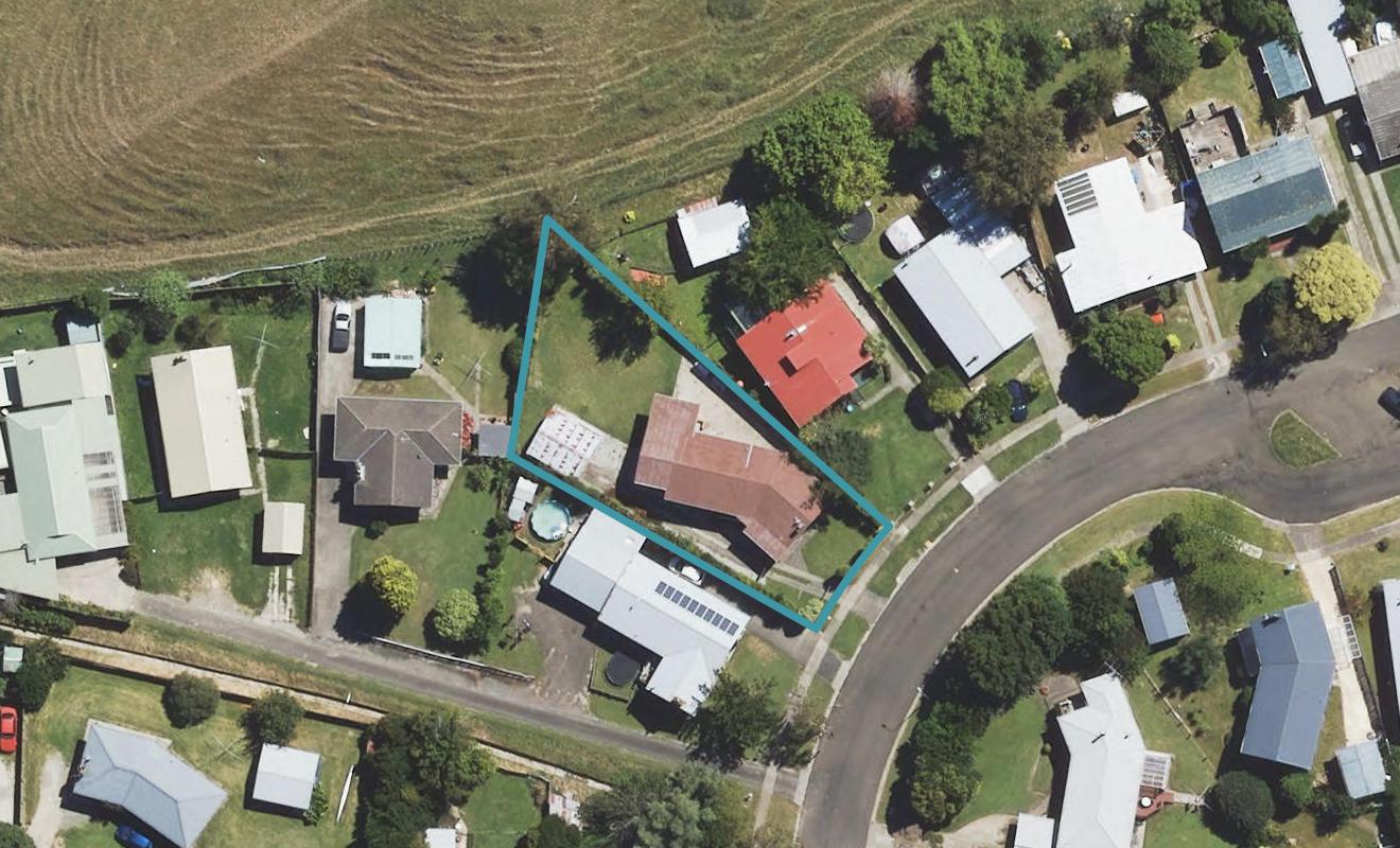 30 Einstein Street, Outer Kaiti, Gisborne - Carousel 1