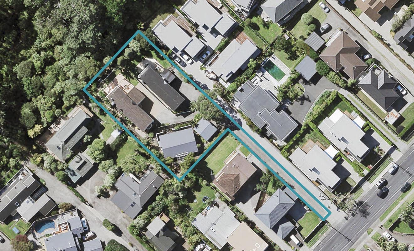 2/44 Aberdeen Road, Campbells Bay, Auckland - Carousel 1