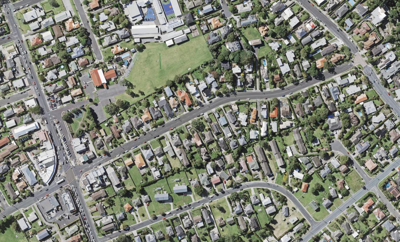 1/33 Williamson Avenue, Belmont, Auckland - Carousel 1