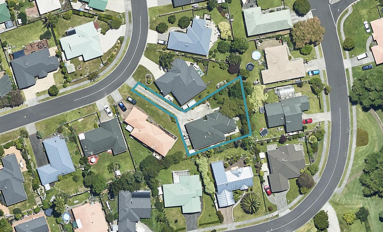 11 Solander Drive, Welcome Bay, Tauranga - Carousel 1