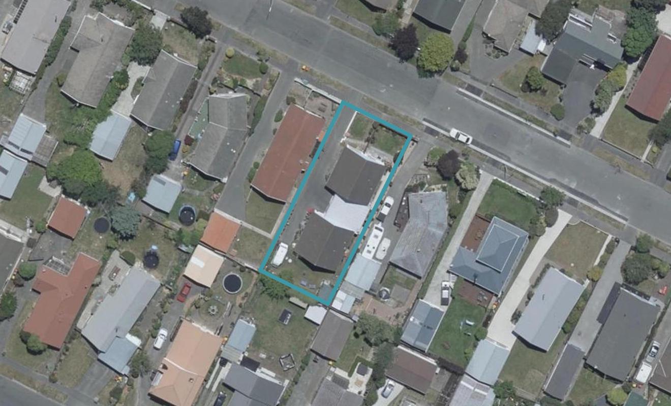 2/15 Heathglen Avenue, Parklands, Christchurch - Carousel 1