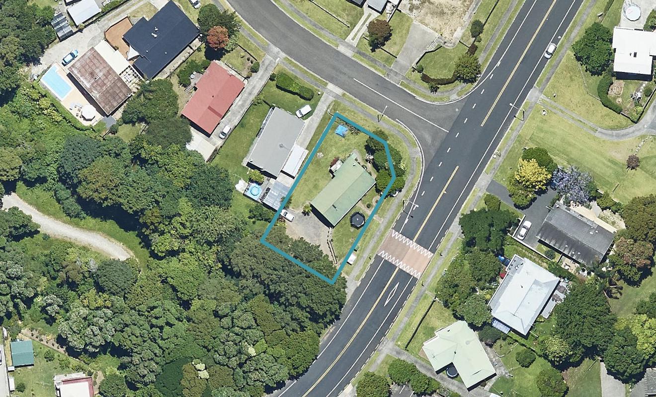 48 Victory Street, Welcome Bay, Tauranga - Carousel 1
