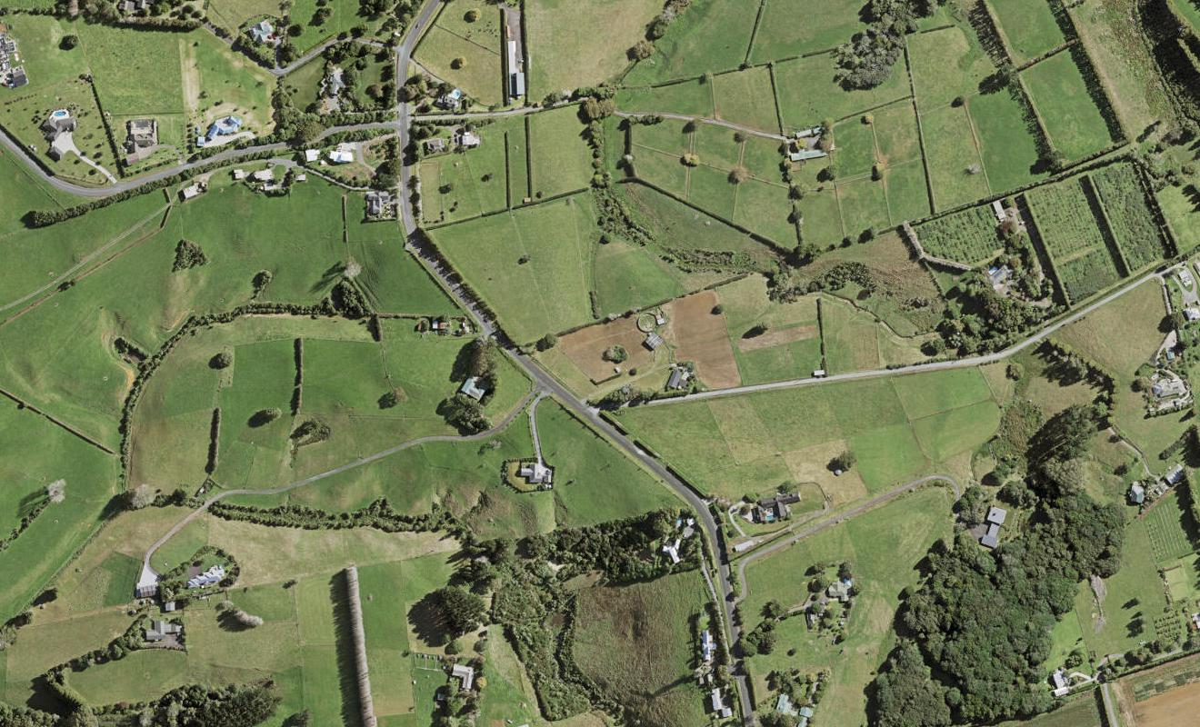 210 Runciman Road, Pukekohe - Carousel 1