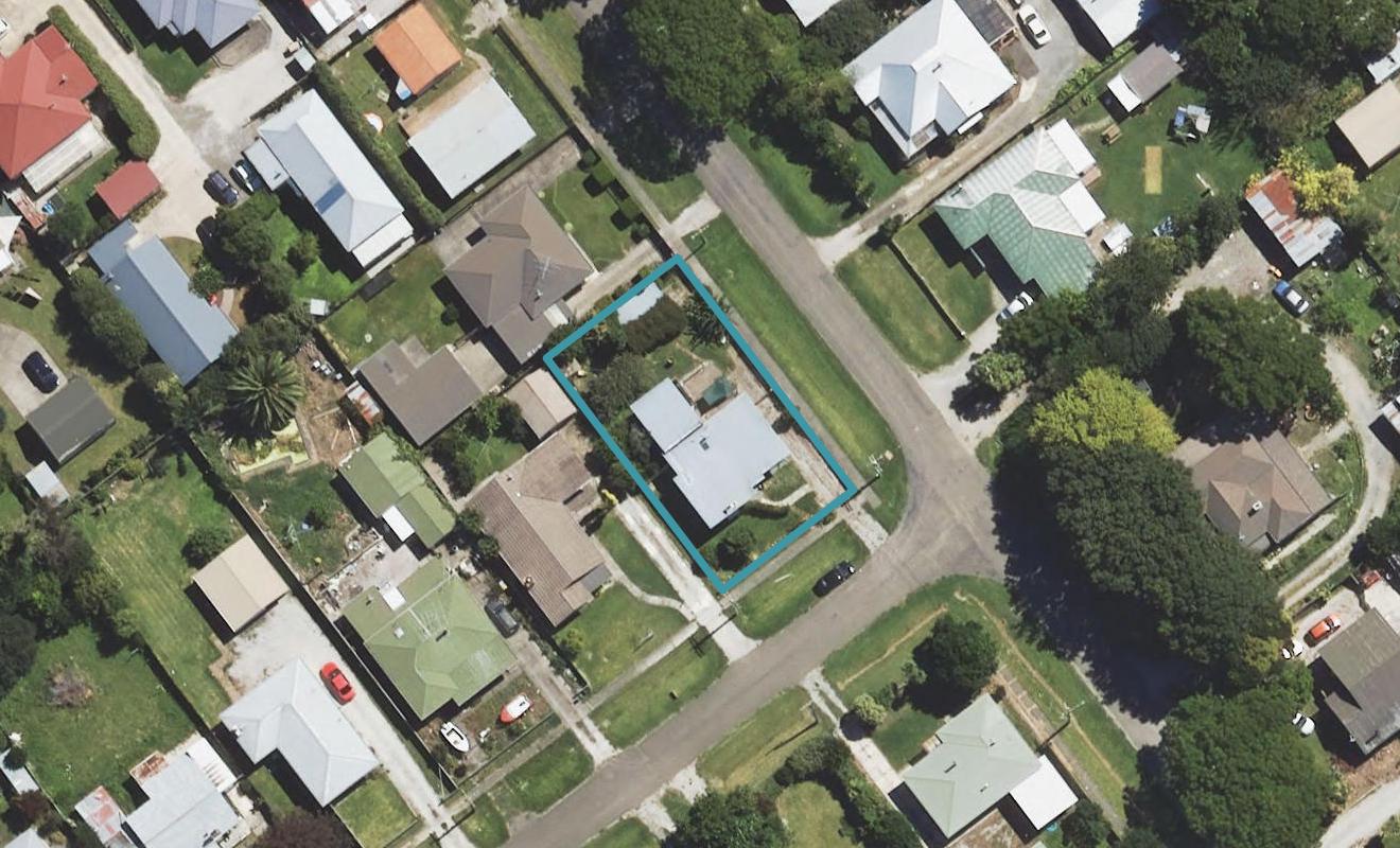 16 Tui Street, Outer Kaiti, Gisborne - Carousel 1