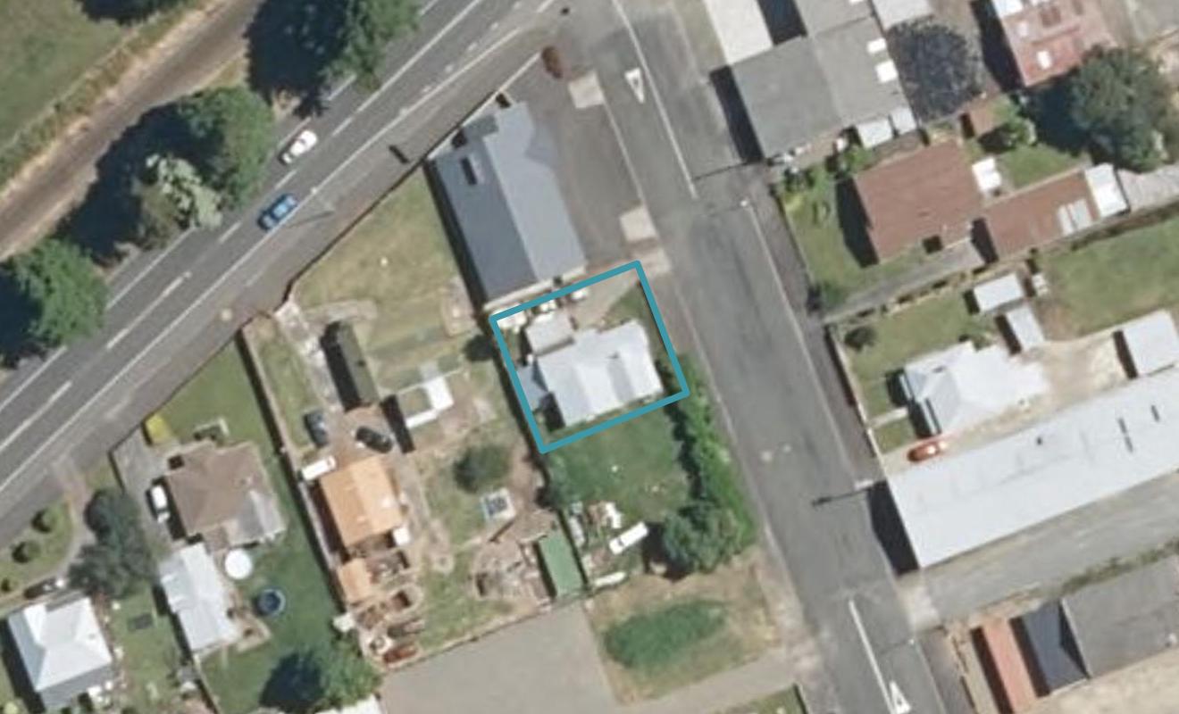 2 London Street, Dannevirke - Carousel 1