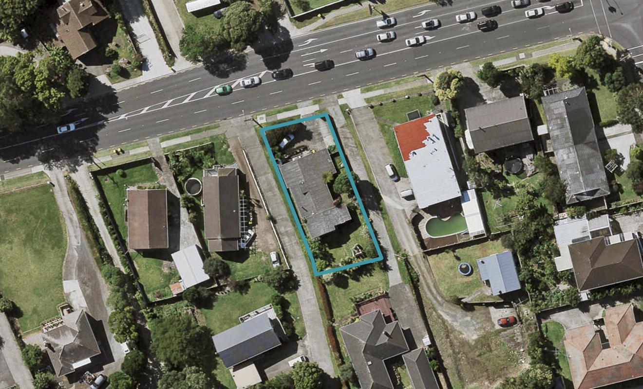 69 Redoubt Road, Goodwood Heights, Auckland - Carousel 1