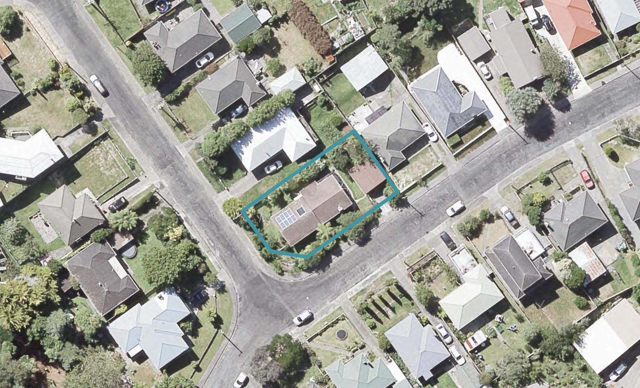 30 Gardiner Grove, Wainuiomata, Lower Hutt - Carousel 1
