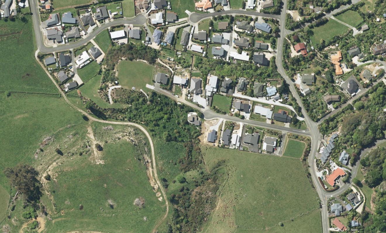 23 Sandridge Terrace, Pohara - Carousel 1