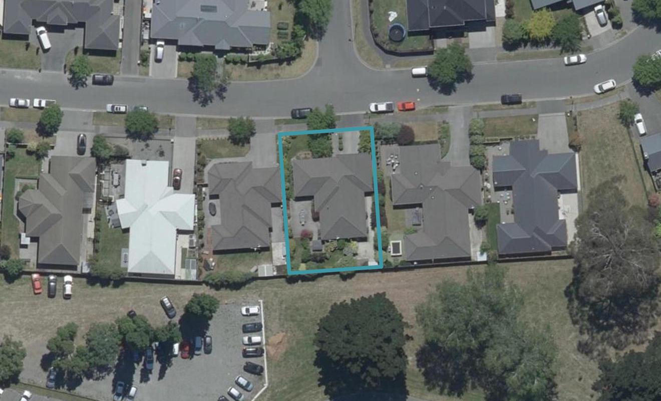 11 Mataroa Place, Parklands, Christchurch - Carousel 1