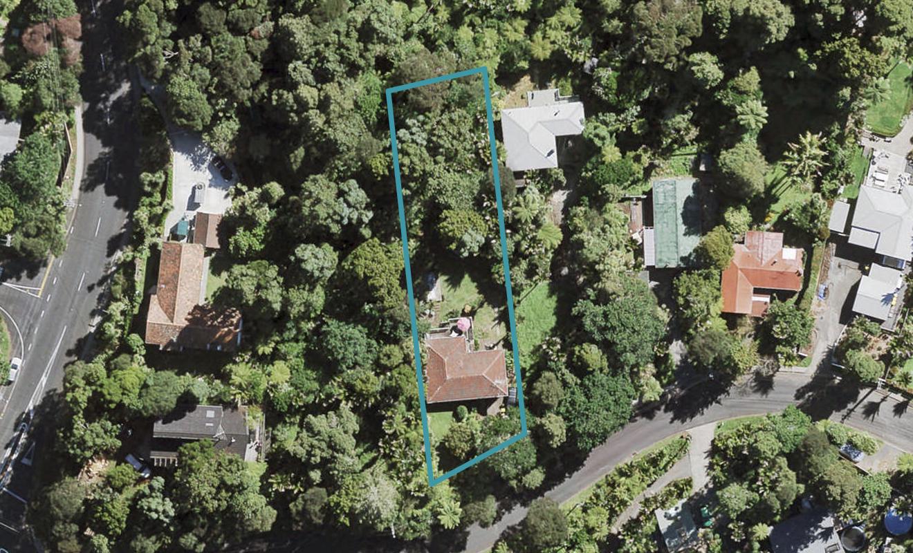 4 Ngaio Road, Titirangi, Auckland - Carousel 1