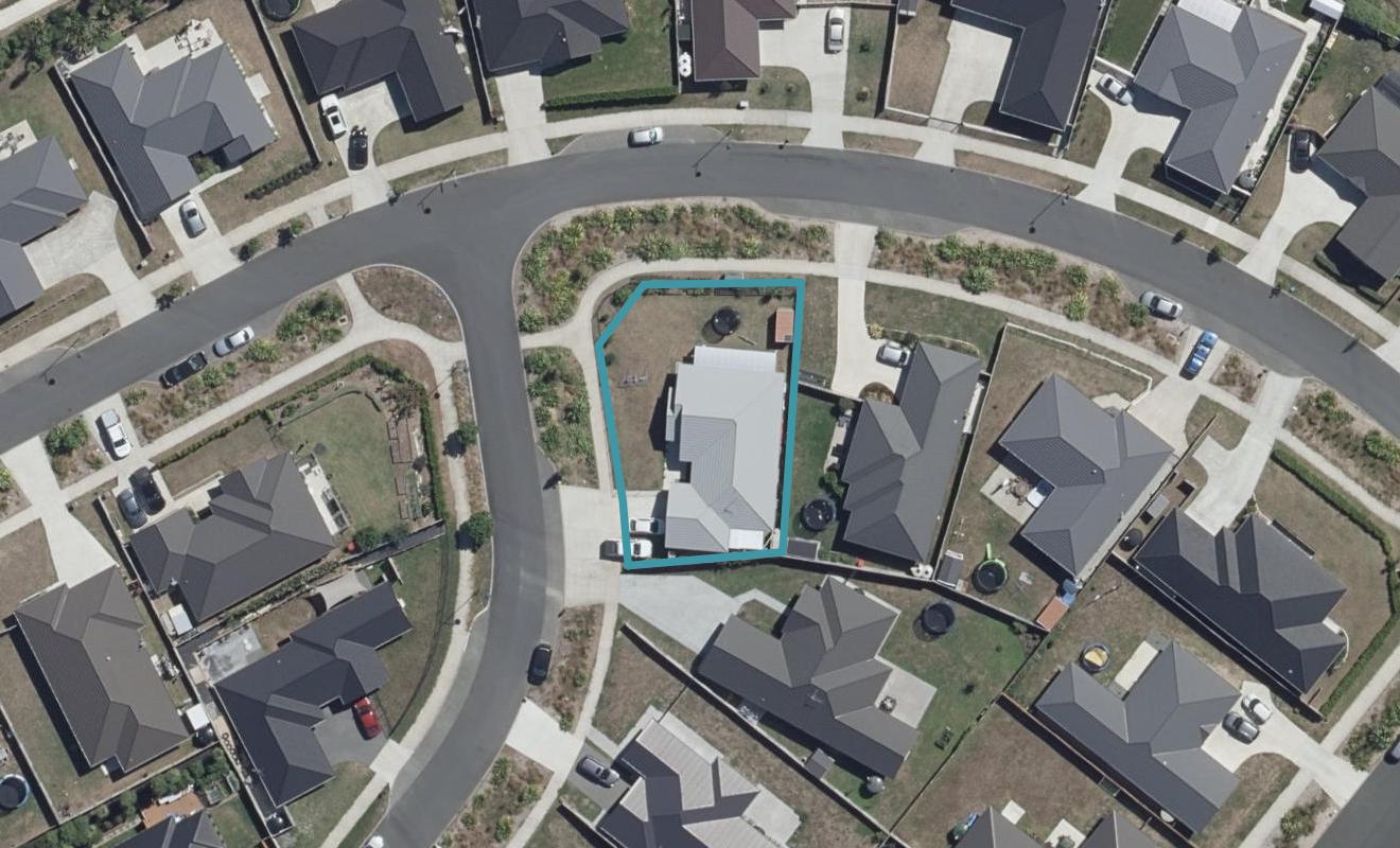 1 Rengarenga Close, Baverstock, Hamilton - Carousel 1