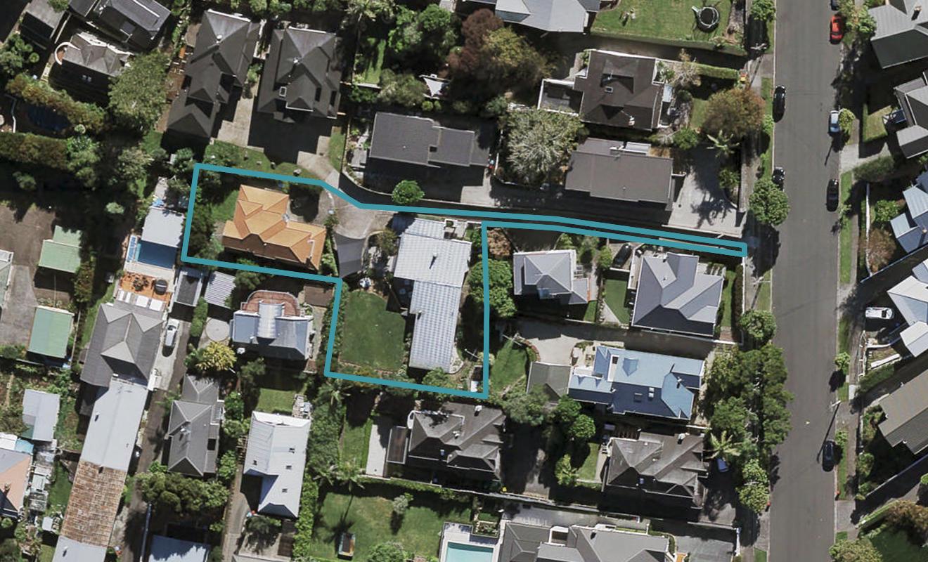 1/0 Clonbern Road, Remuera, Auckland - Carousel 1