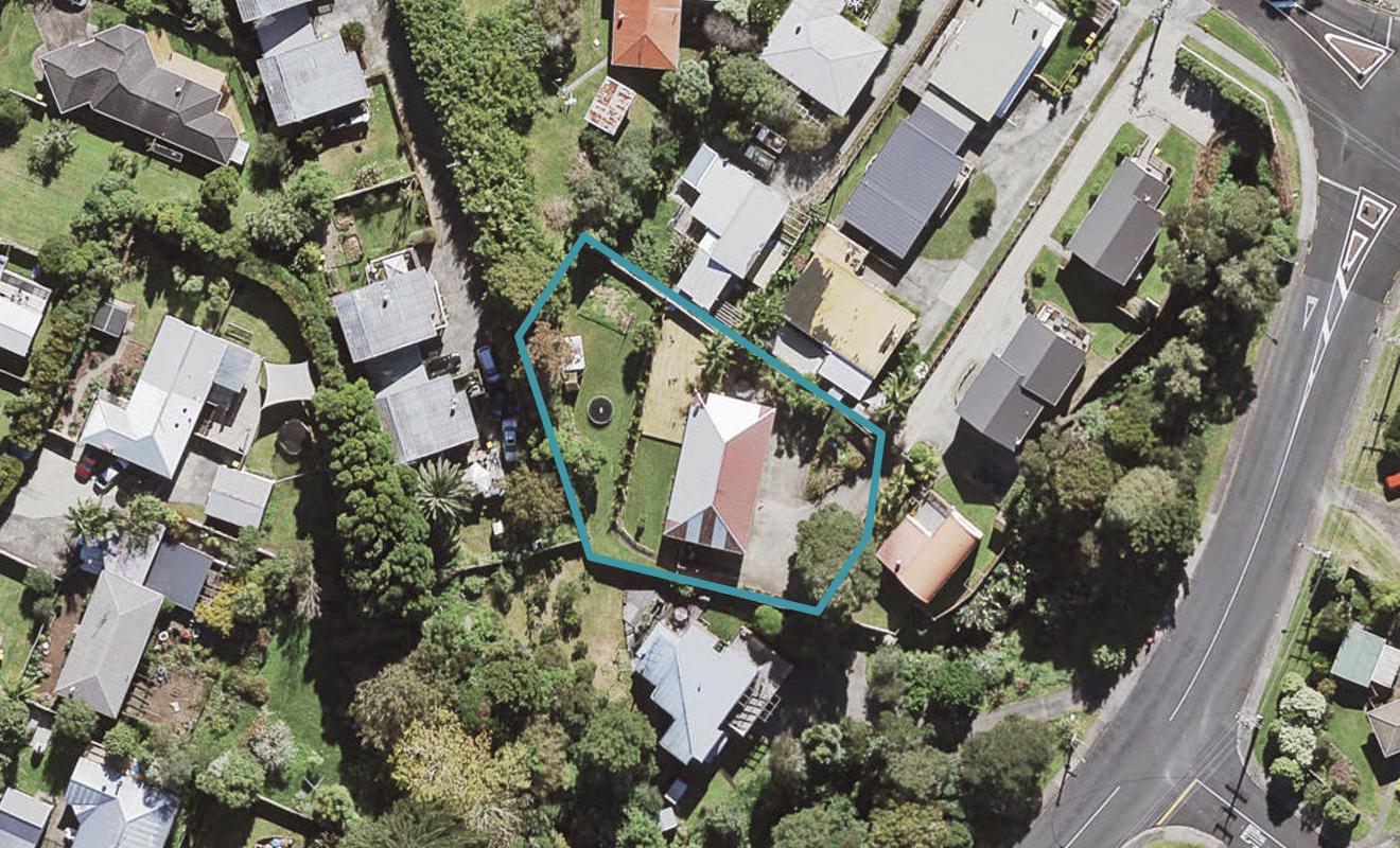75 Eskdale Road, Birkdale, Auckland - Carousel 1