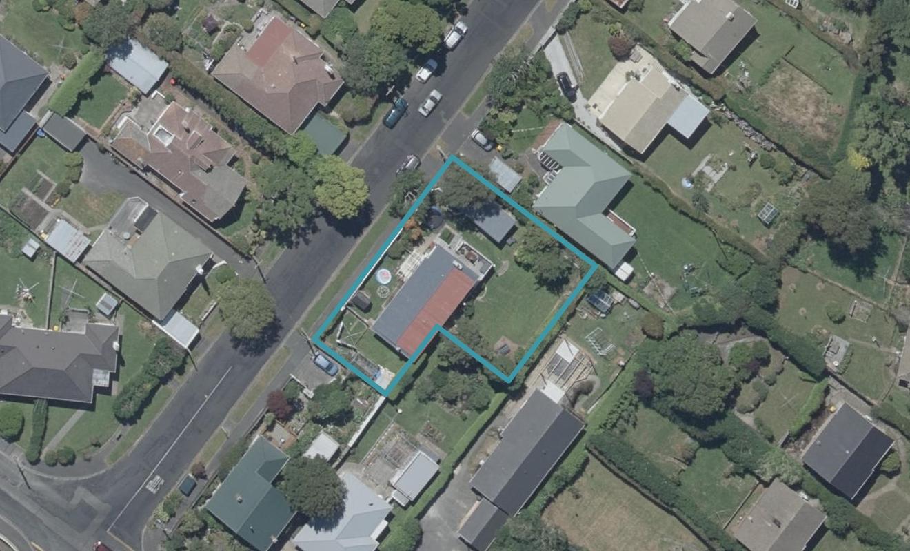 10 Greenhill Avenue, Wakari, Dunedin - Carousel 1