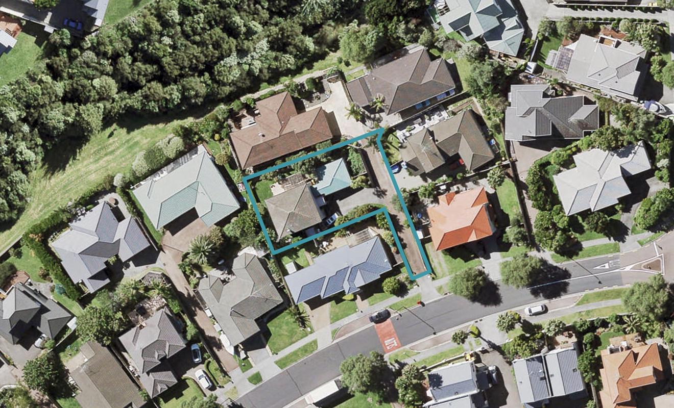 23 Ponderosa Drive, Oteha, Auckland - Carousel 1