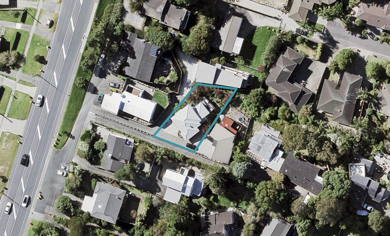693B East Coast Road, Browns Bay, Auckland - Carousel 1