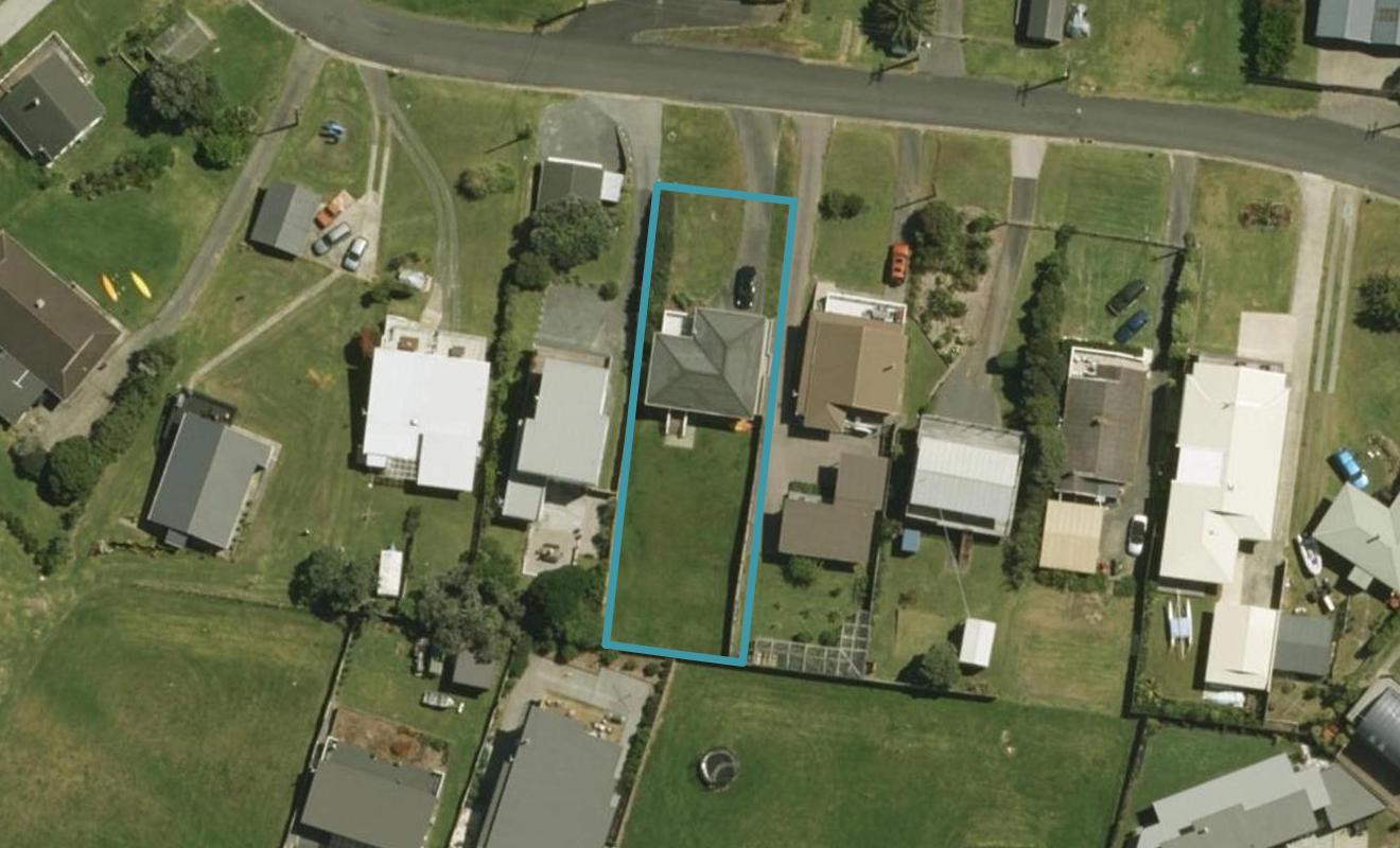 32 Wairahi Road, Langs Beach, Waipu - Carousel 1