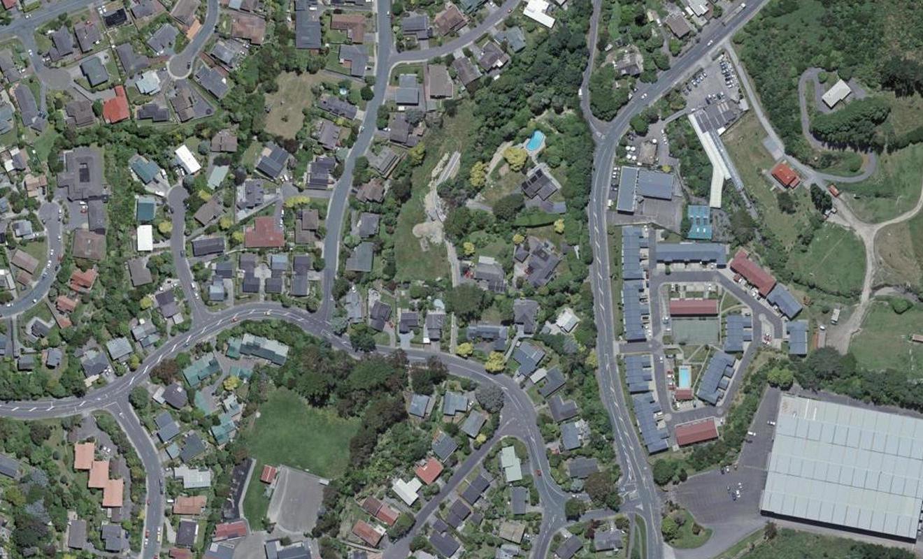 16 Halswater Drive, Churton Park, Wellington - Carousel 1