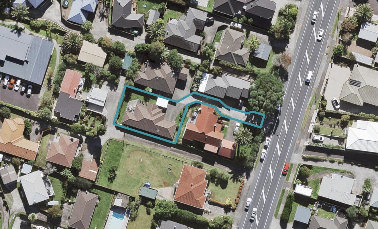 228A Te Atatu Road, Te Atatu South, Auckland - Carousel 1