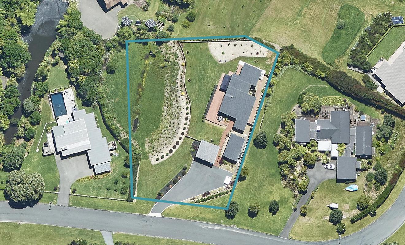 23 Oceana Drive, Welcome Bay, Tauranga - Carousel 1