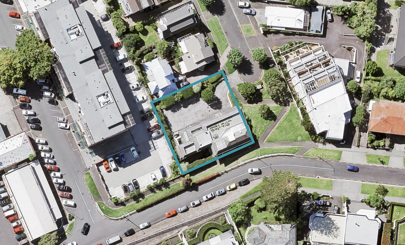 15C Lombard Street, St Heliers, Auckland - Carousel 1