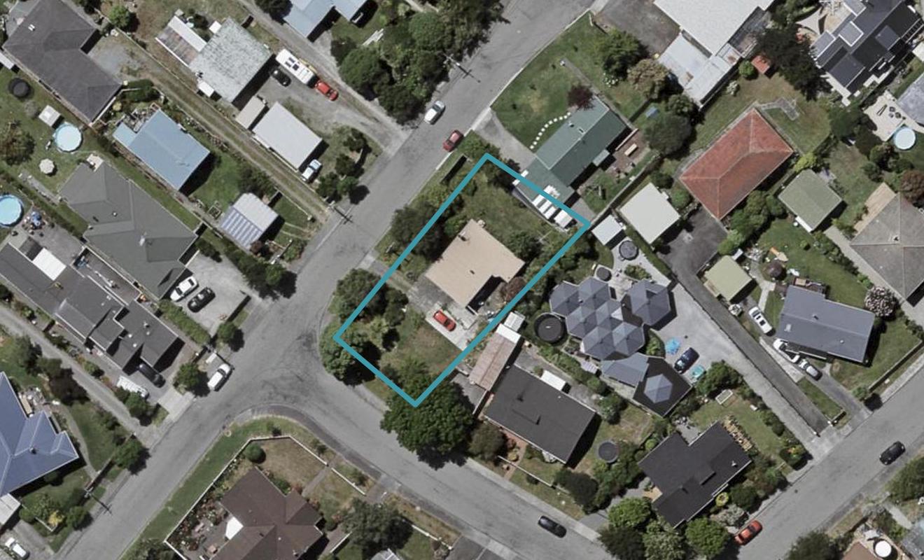 10 Goldsborough Avenue, Raumati Beach, Paraparaumu - Carousel 1