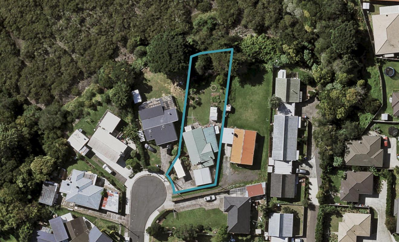 27 Deas Place, Otahuhu, Auckland - Carousel 1