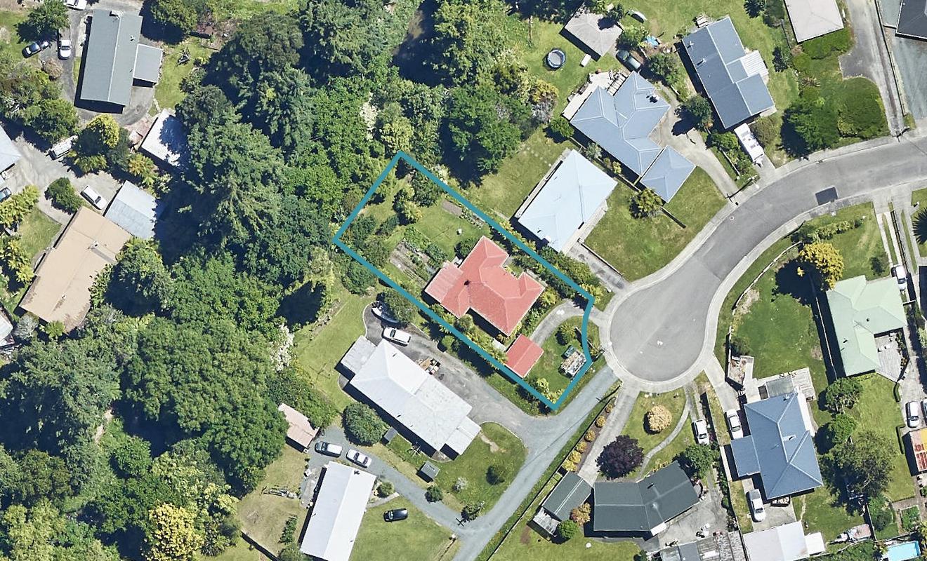 27 La Trobe Place, Utuhina, Rotorua - Carousel 1