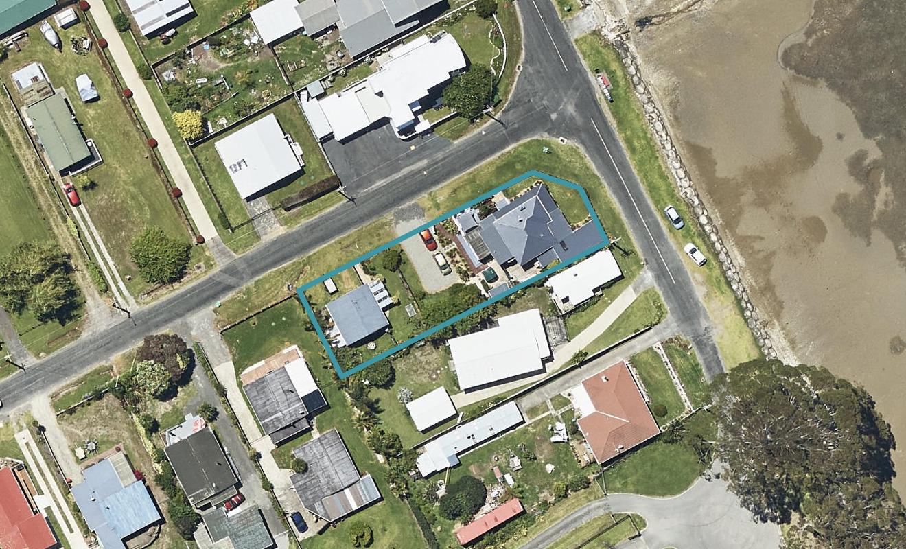 40 Esplanade Road, Tahawai, Katikati - Carousel 1