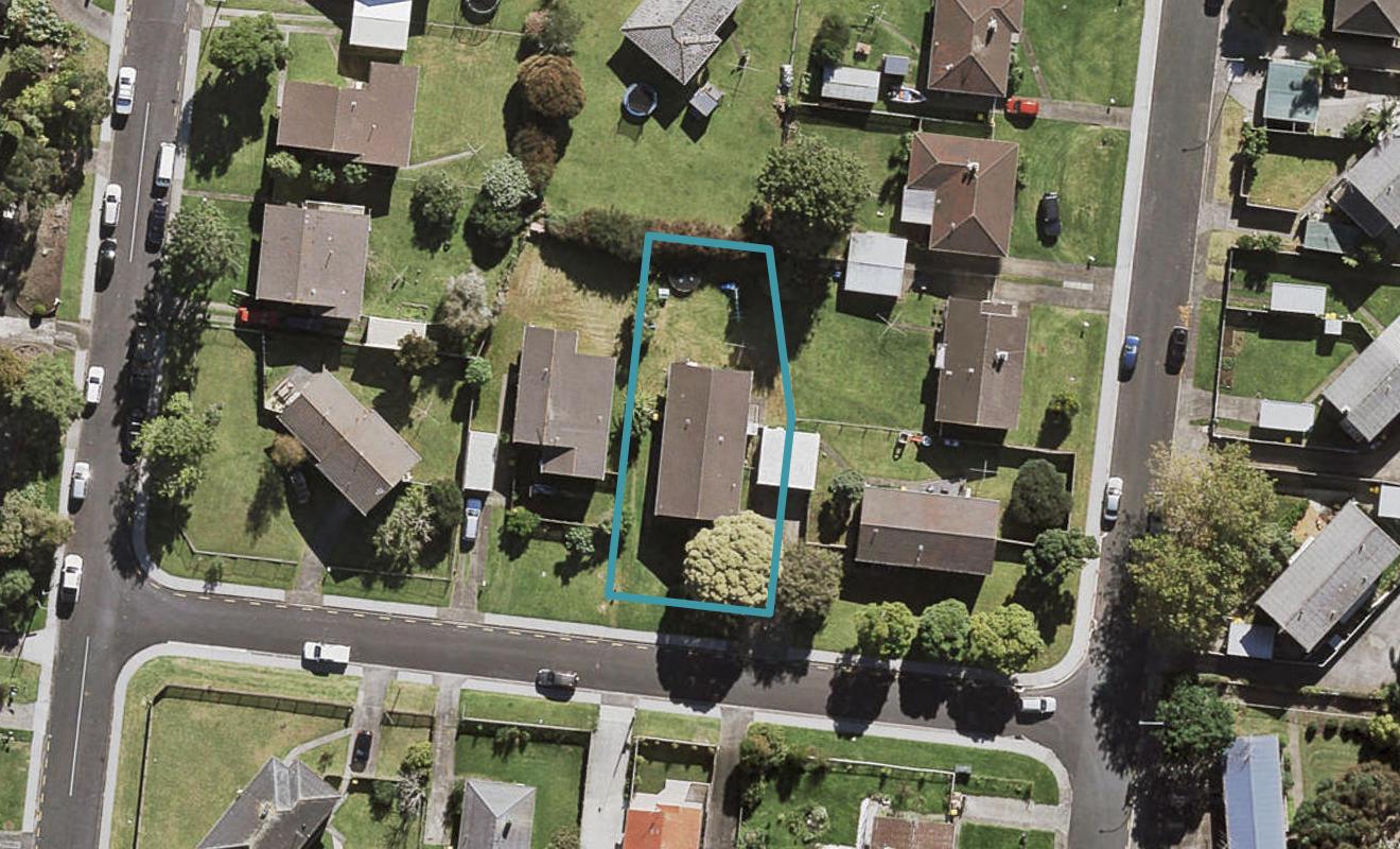 5 Ko Street, Northcote, Auckland - Carousel 1